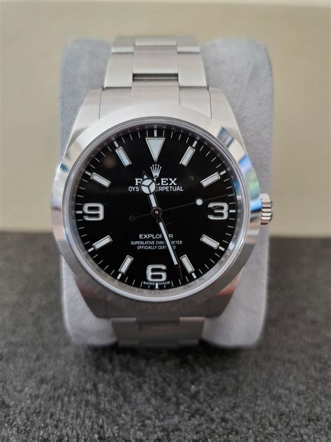 rolex explorer full lume price.